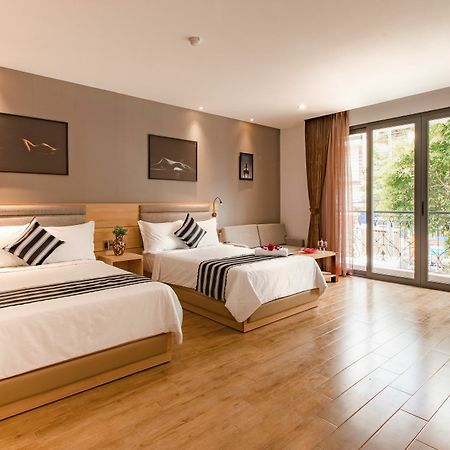 Aiden Saigon Hotel Хошимин Екстериор снимка