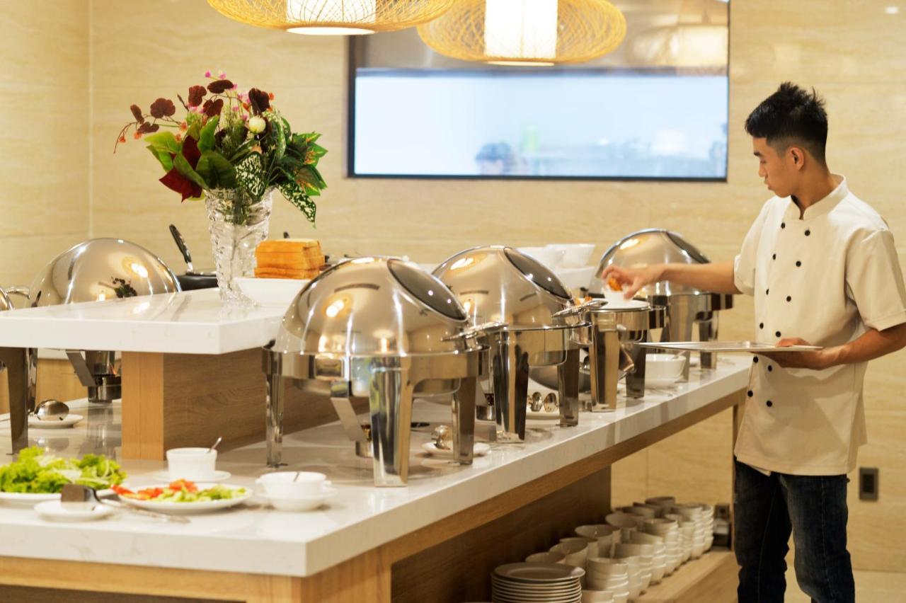 Aiden Saigon Hotel Хошимин Екстериор снимка