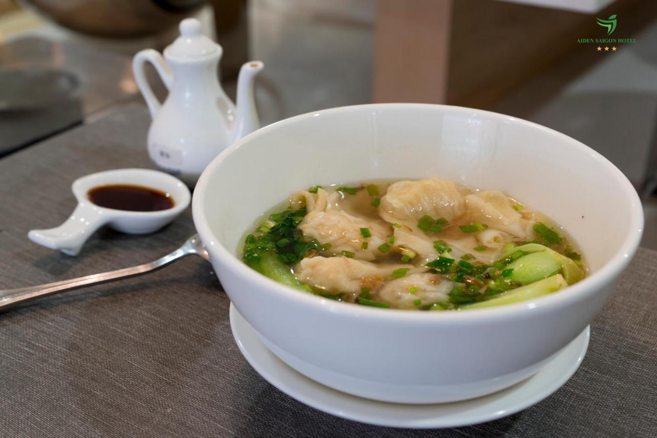 Aiden Saigon Hotel Хошимин Екстериор снимка