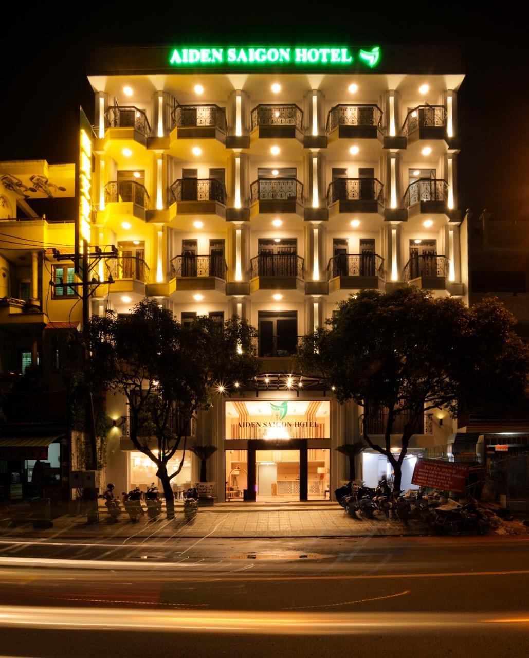 Aiden Saigon Hotel Хошимин Екстериор снимка