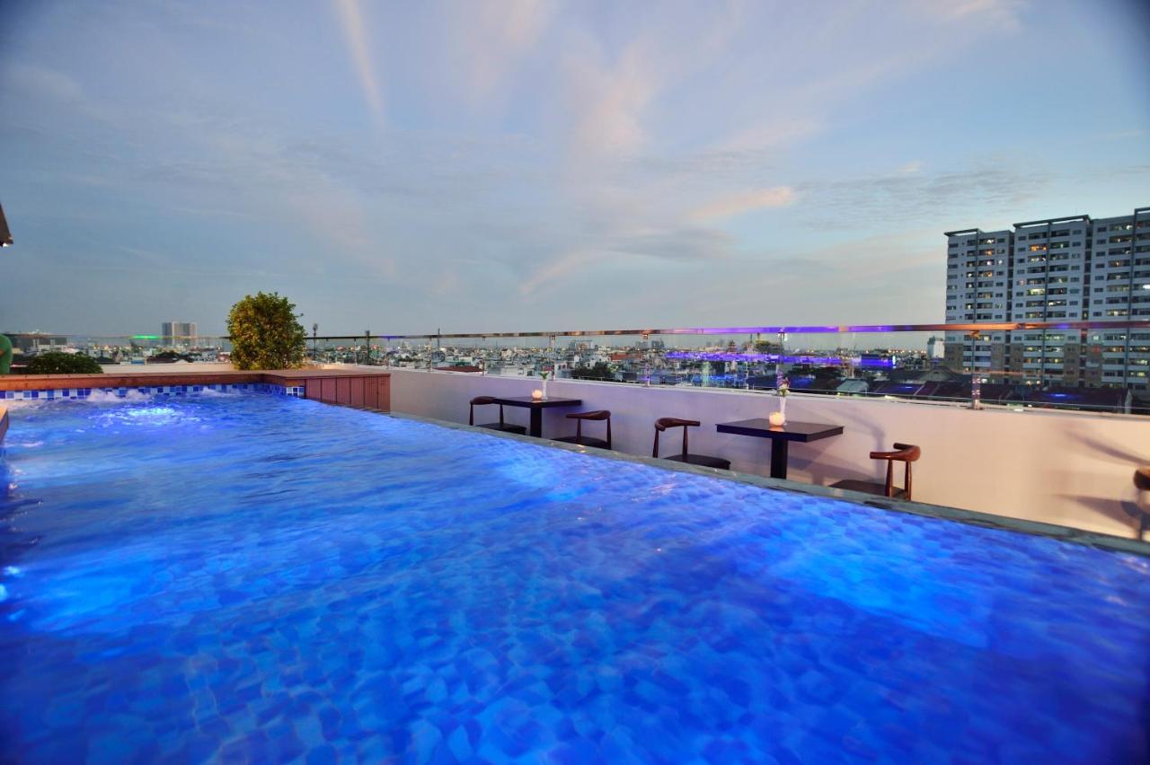 Aiden Saigon Hotel Хошимин Екстериор снимка
